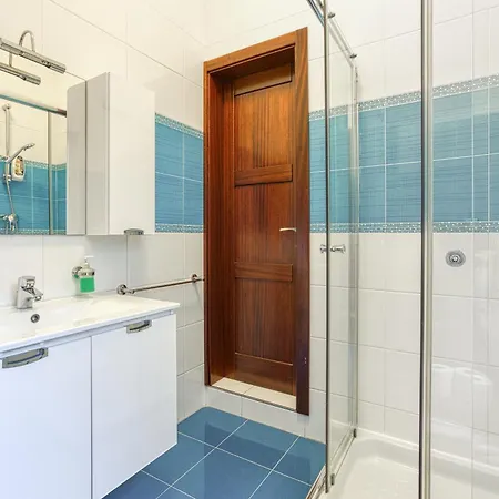 Casa vacanze St The Traditional 4-bed Townhouse In