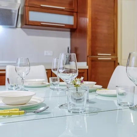 Ferienhaus St The Traditional 4-bed Townhouse In